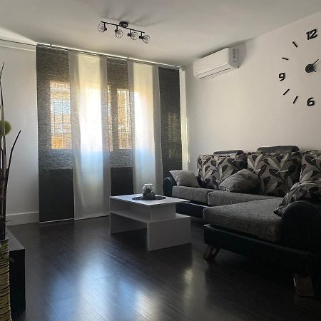 Vut Nohales Home Eksteriør bilde